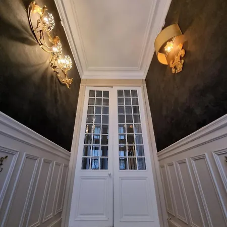 Appartement Luxueux Avec Véranda, Centre-ville